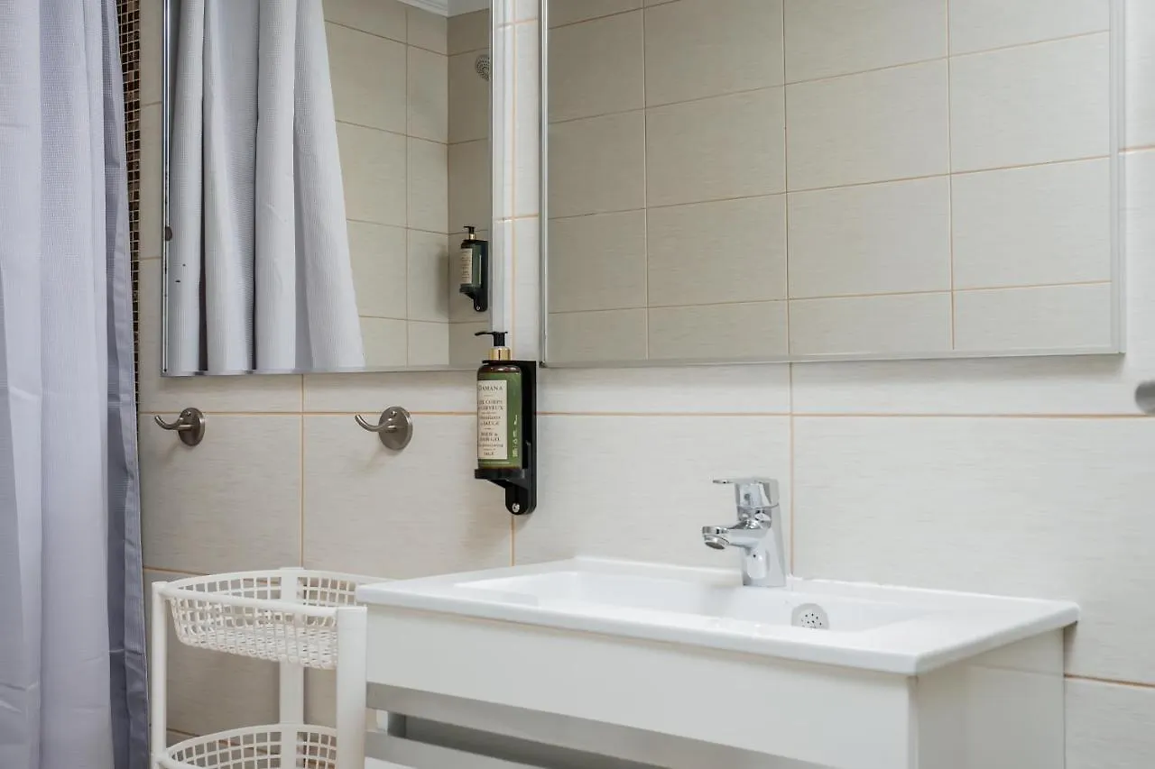 דירה Sunny Studio W/ Balcony In Portimao By Lovelystay